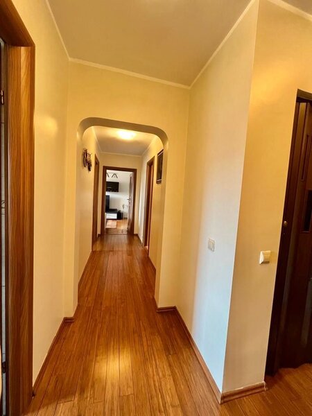 Titan -Metrou Nicolae Grigorescu,